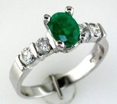 1.25CT DIAMOND & AAA EMERALD 14K WHITE GOLD OVAL & ROUND 5 STONE ENGAGEMENT RING