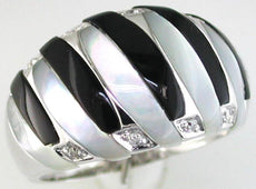 ESTATE .08CT DIAMOND AAA ONYX & MOTHER OF PEARL 14KT WHITE GOLD CLASSIC FUN RING